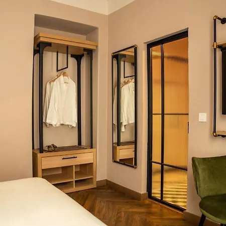 Honest Sevilla 酒店 塞维利亚